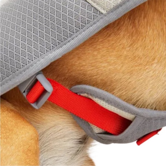 NWT Reddy Cooling Vest in Gray and Red Size XS (11-13” back length) - Picture 9 of 16